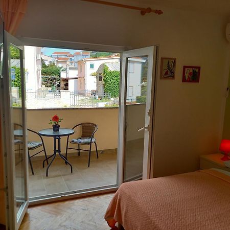 Summer Rooms Baska Exterior foto